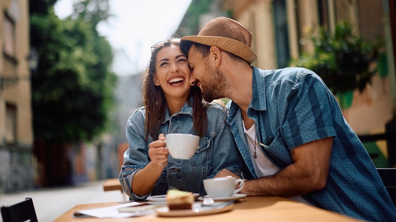 couple at European cafe