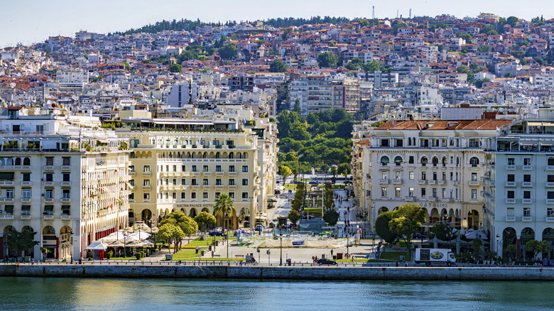 Thessaloniki waterfront architecture