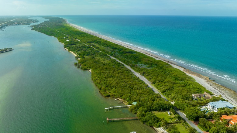 Aerial view of Blowing Rocks Preserve Jupiter Island