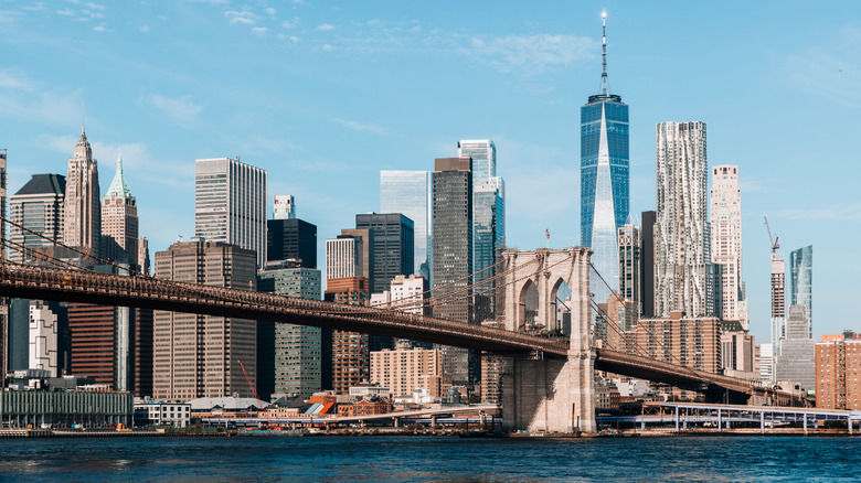 Brooklyn Bridge Manhattan side