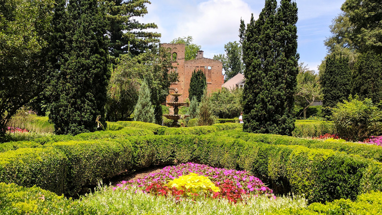 Barnsley Resort manor house ruins and gardens