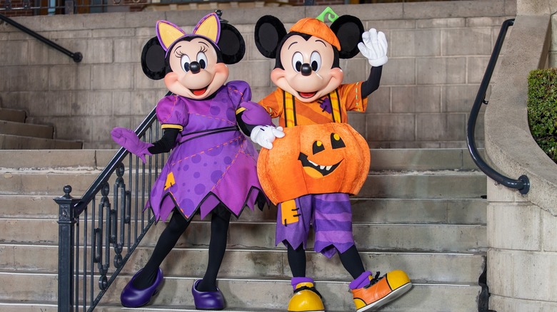 Minnie and Mickey Mouse dressed up