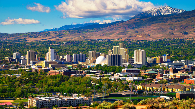 Reno Nevada skyline mountain behind