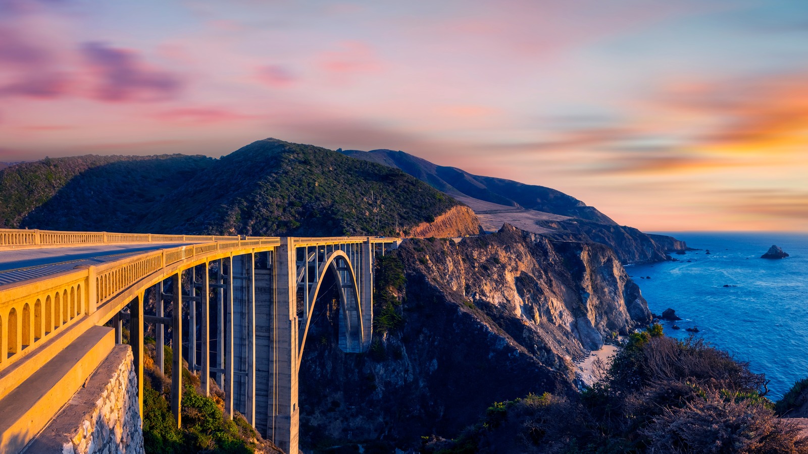 Explore California's Striking Coast On This Beach And City-Filled Road Trip