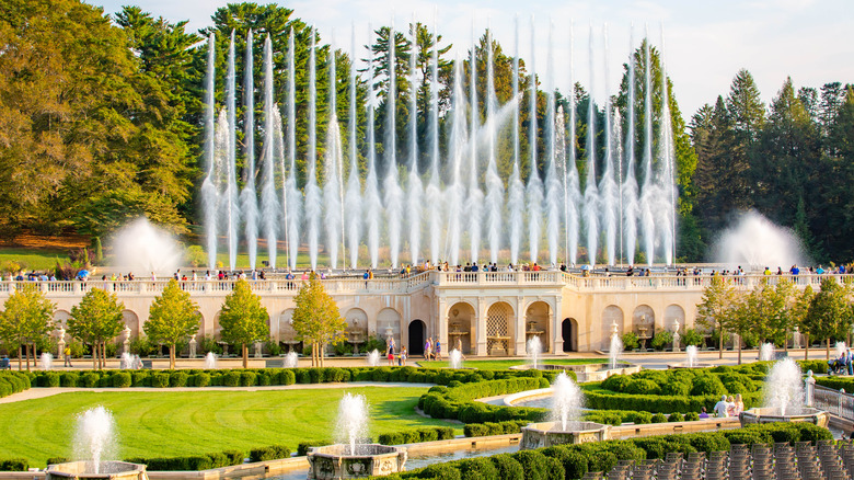 longwood gardens fountain