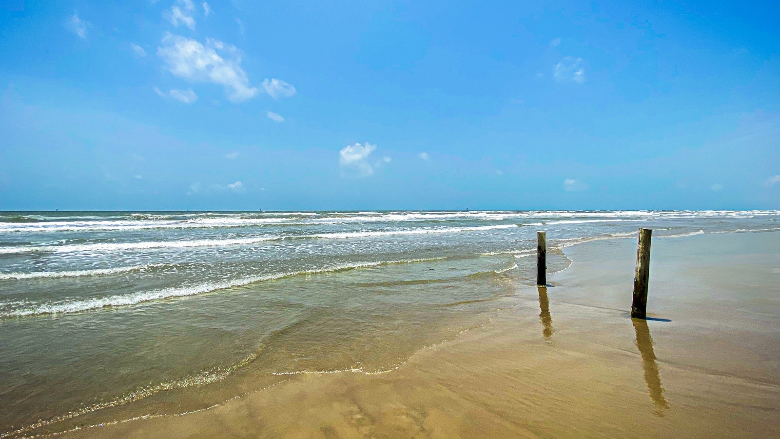 Explore Texas Beaches at this Barrier Island State Park