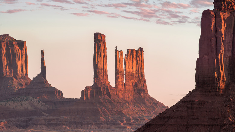 Sun shining on red rocks at Monument Valley