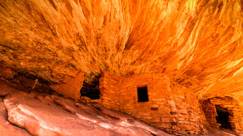 Pueblo ruins built into a cliff