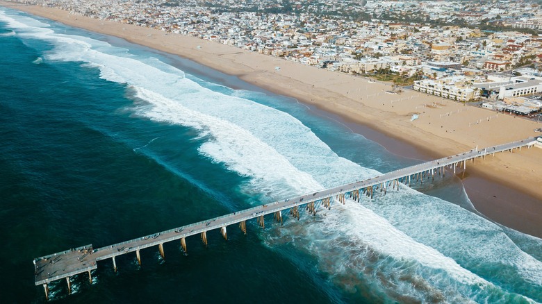 Hermosa Beach Pier, California