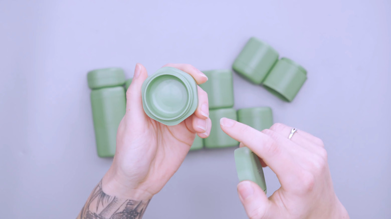 Cadence Capsules that snap together with magnets