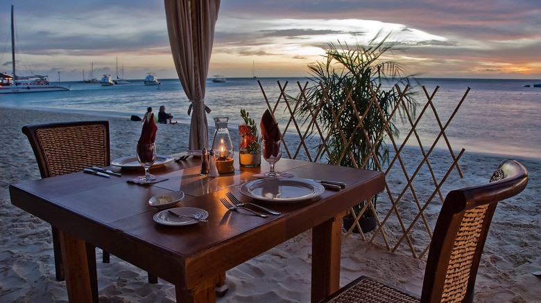 Aruba beach dinner for two