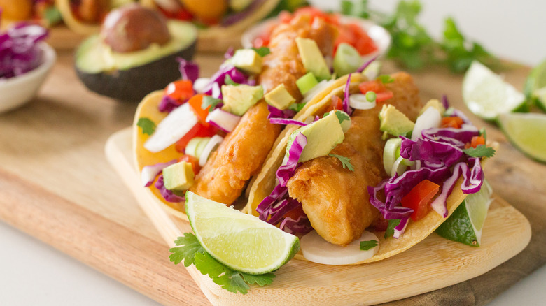 fried fish tacos with lime