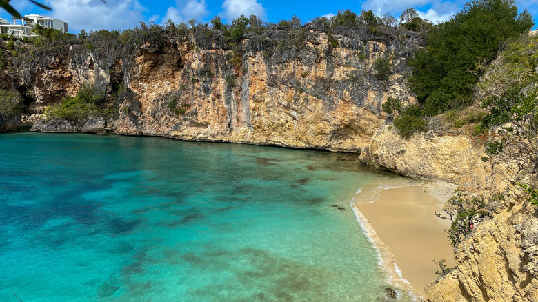 Little Bay, Anguilla cliffs