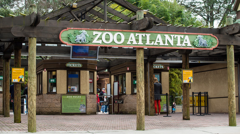 Zoo Atlanta sign