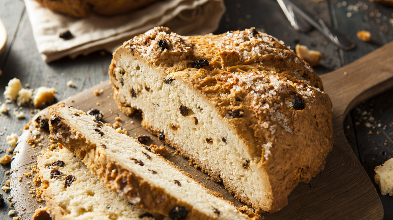 Plate of soda bread