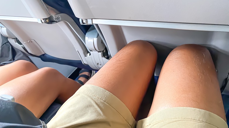 cramped middle seat knees