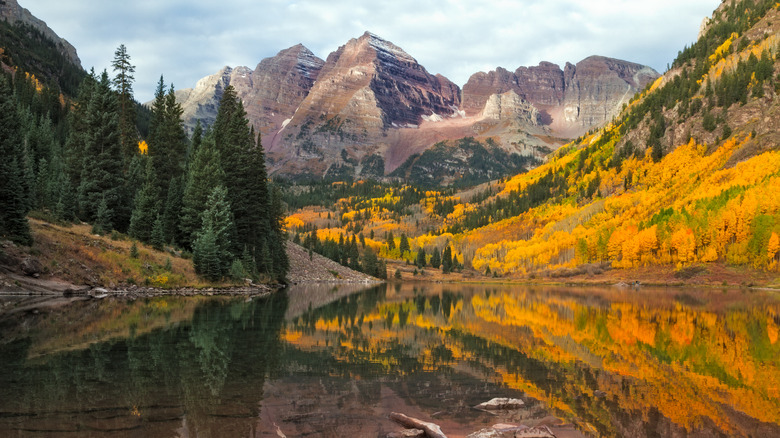 Mountains and lake in fall