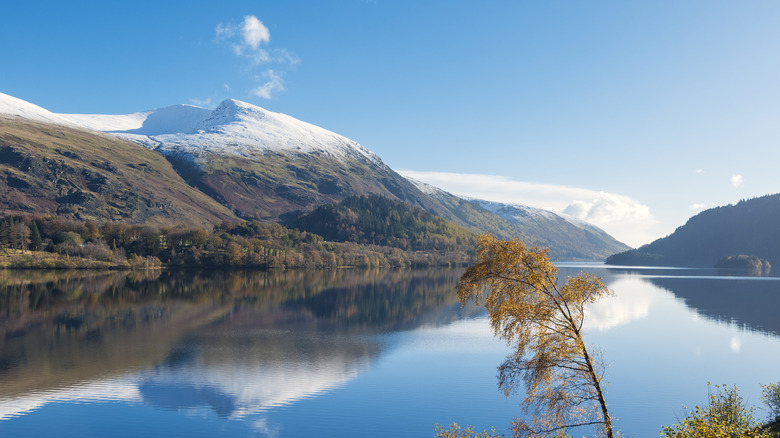 Thirlmere Lake with Hellevyn peak in the background