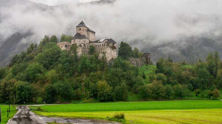 Reifenstein Castle (Castel Tasso) surrounded by fog