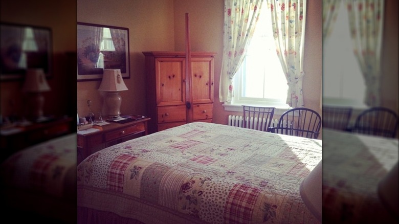 One of the rooms at Beekman Arms Inn