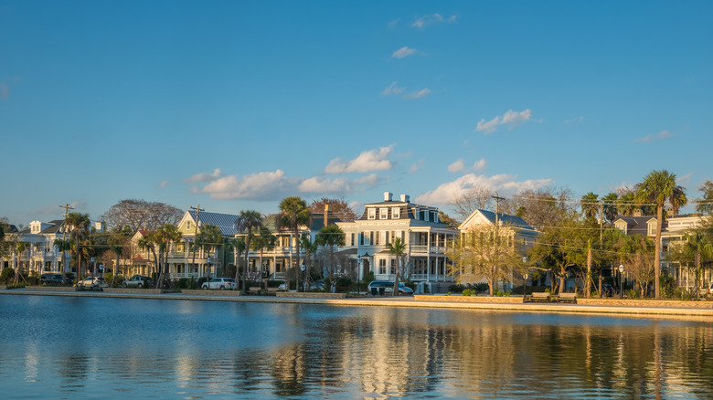 A few of historic homes around Colonial Lake