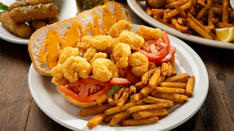 Shrimp po'boy sandwich