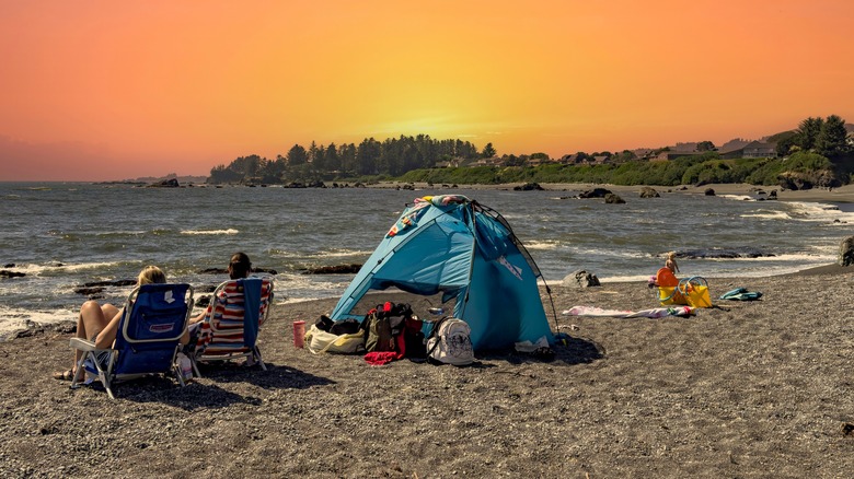 Beach camping, Brookings, Oregon