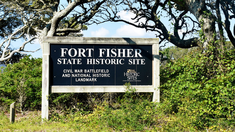 Sign to Fort Fisher State Historic Site