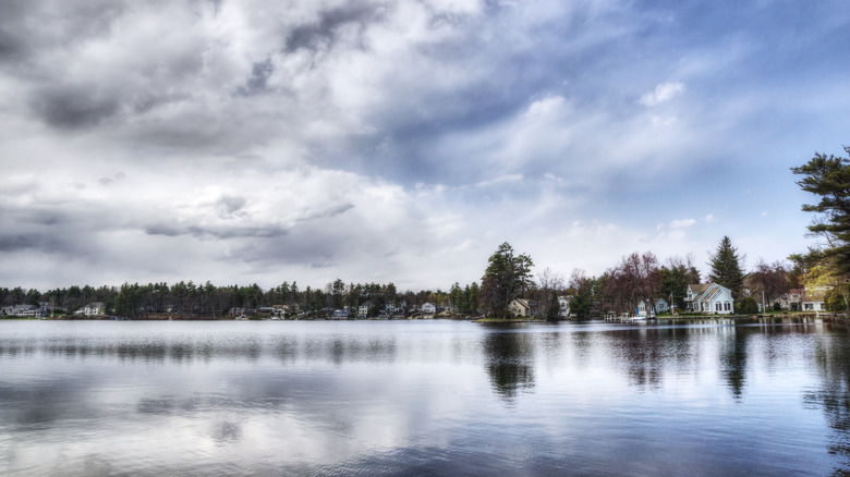 Serene Westford, Massachusetts, Lake