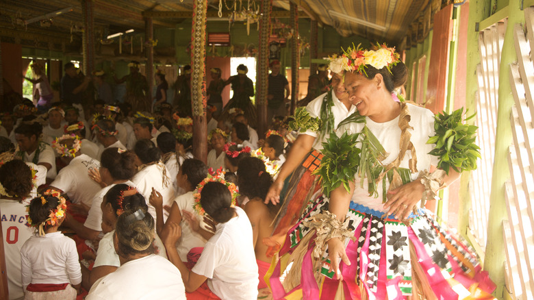 Fiji traditional dance village tour