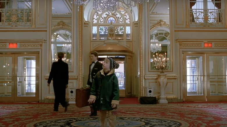 Kevin walks into the Plaza in 'Home Alone 2'