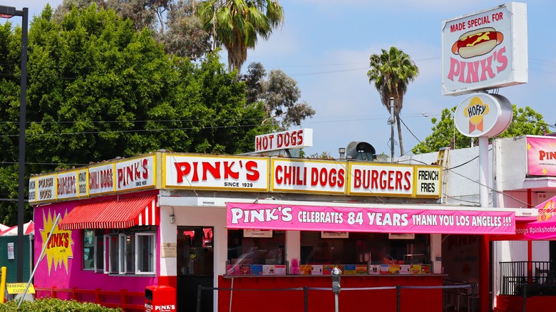 Exterior of Pink's Hot Dogs, LA