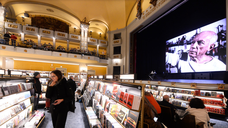 Cinema section of Giunti Odeon