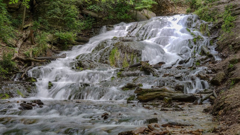 Waterfall in Dunnings Spring Park, Iowa