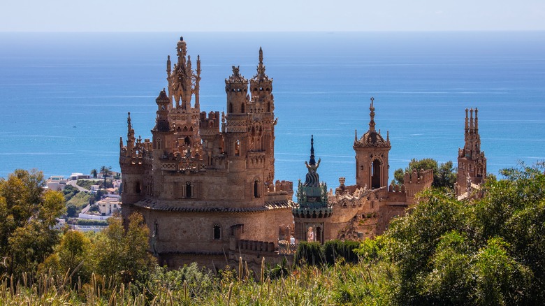 View of Castillo de Colomares with sea