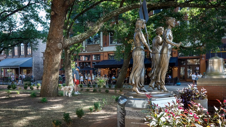 A suffragette memorial in Market Square in Knoxville, Tennessee