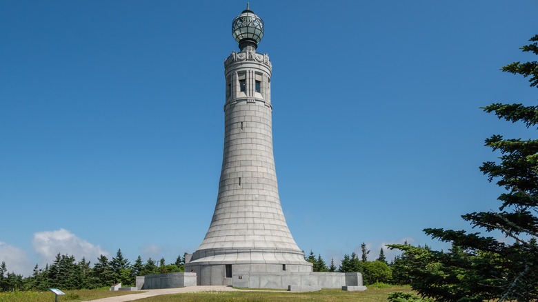 Mount Greylock summit lighthouse