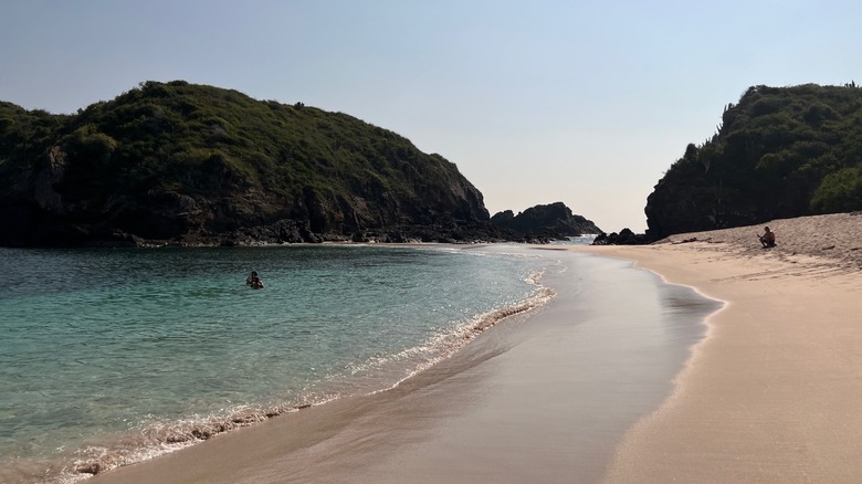 Playa Isla Cocinas in Jalisco