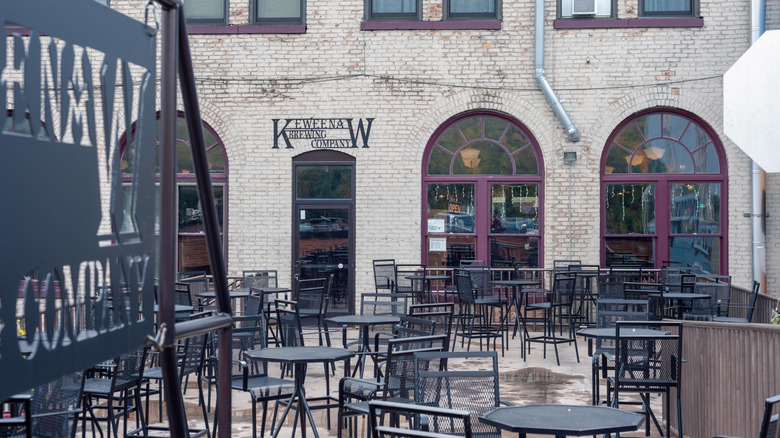 The patio at the Keweenaw Brewing Company