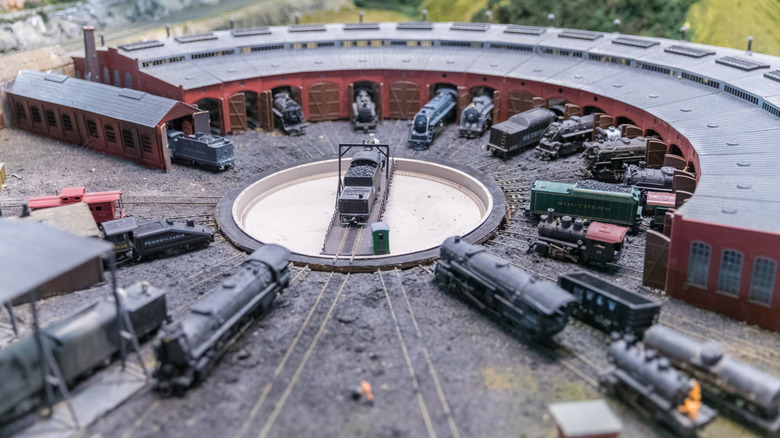 miniature train roundhouse at NorthlandZ train museum in Flemington, New Jersey