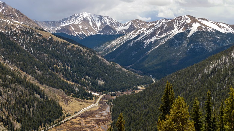 The mountains near Aspen and Highway 82