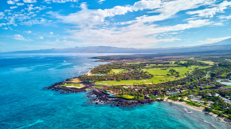 Coastal resorts on the shores of the Big Island