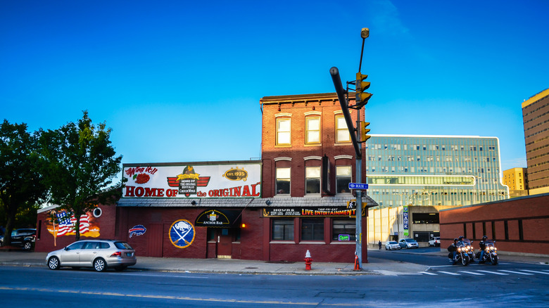 Exterior of the Anchor Bar, Buffalo, in daylight