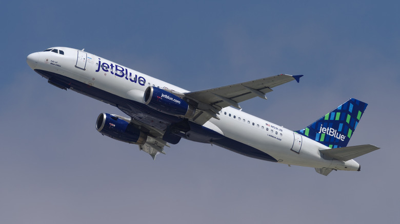 JetBlue plane mid-air