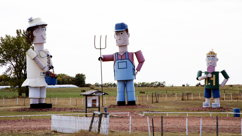 Large tin man family sculpture in North Dakota