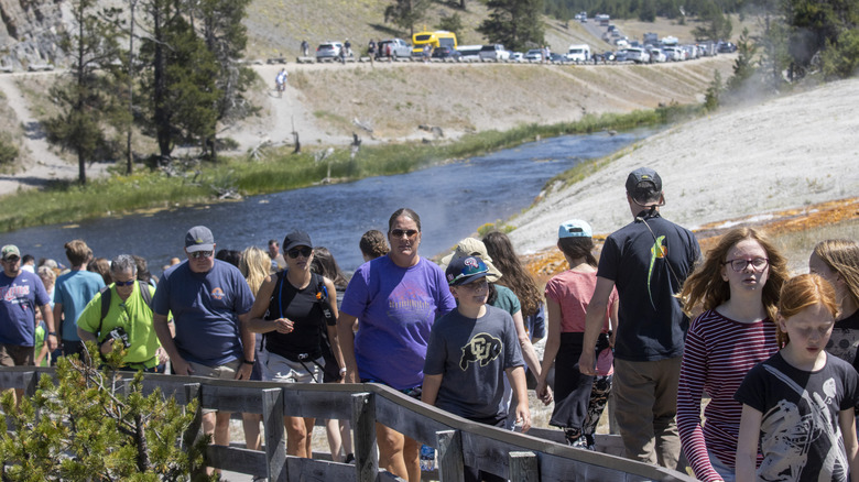 Throngs of tourists at Midway Geyser Basin