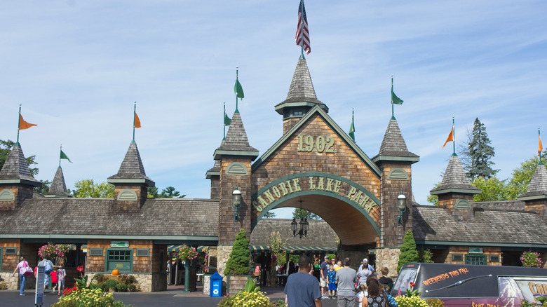 Front gate of Canobie Lake Park in New Hampshire