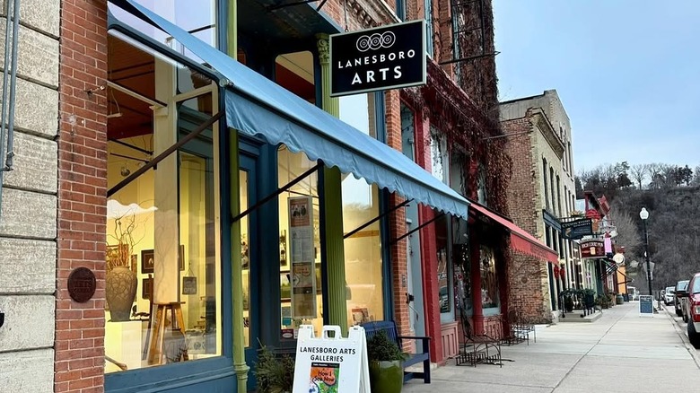 The outside of Lanesboro Arts gallery in downtown