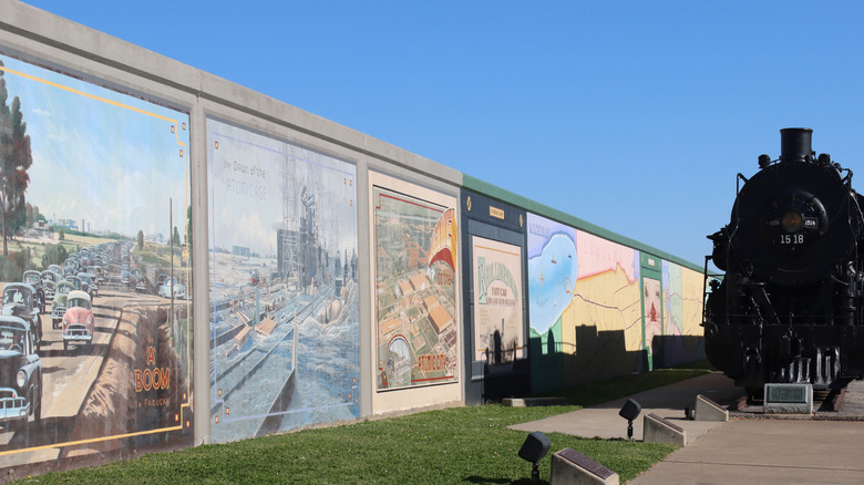 Paducah's "Wall to Wall" murals in the state of Kentucky