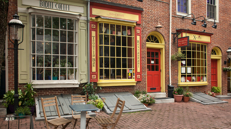 Society Hill, Philadelphia restaurant storefronts